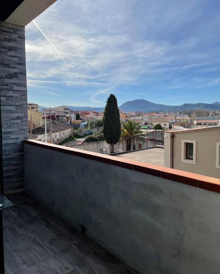 Camera In Centro Storico Olbia Ngoại thất bức ảnh